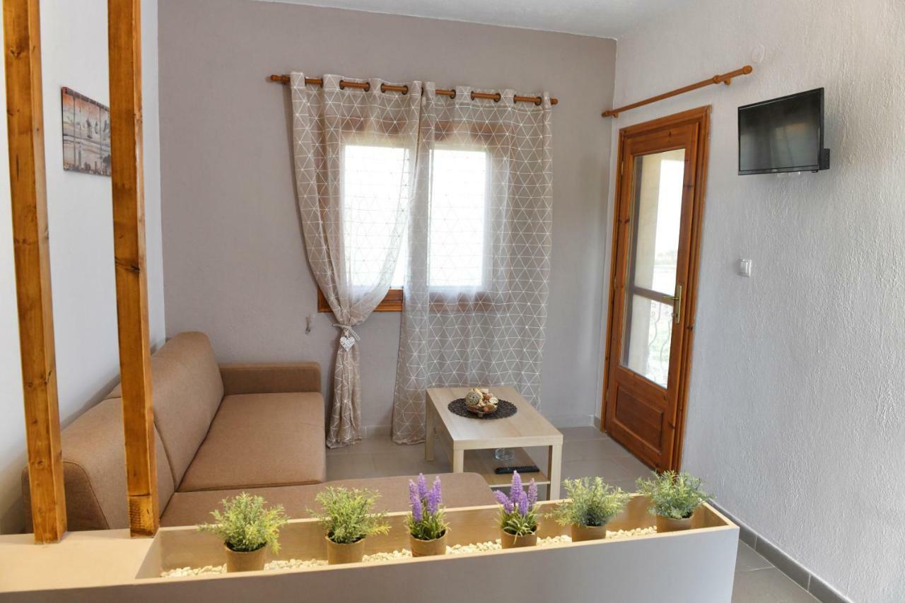 Elaionas Apt. Psakoudia Esterno foto
